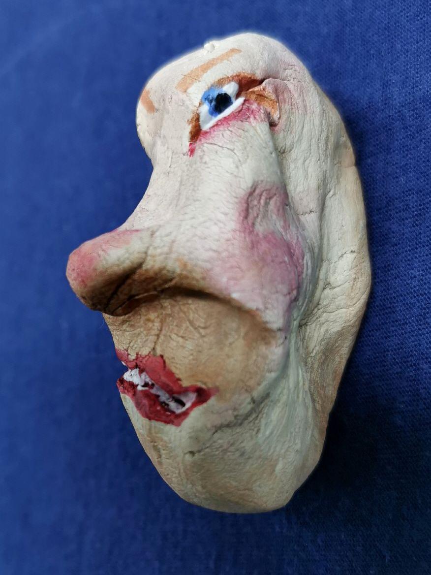"Walter" 07/2022, 8 x 4 x 5,5cm, Ölfarbe, Lack auf Keramiplast